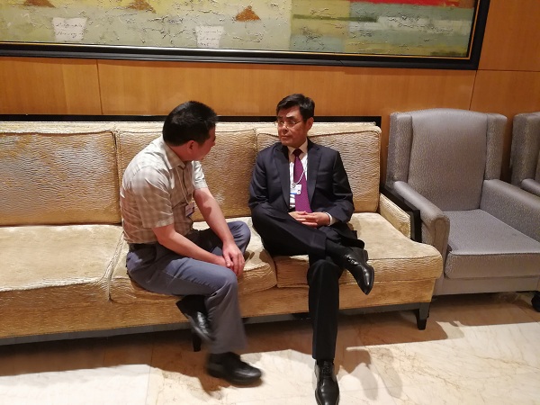 蒋锡培与国家电网公司董事长舒印彪交流 蒋锡培与国家电网公司董事长舒印彪交流